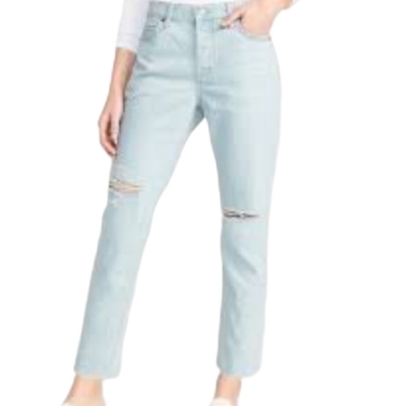 Old Navy Denim - Old Navy‎ Light Blue Distressed Jeans 18